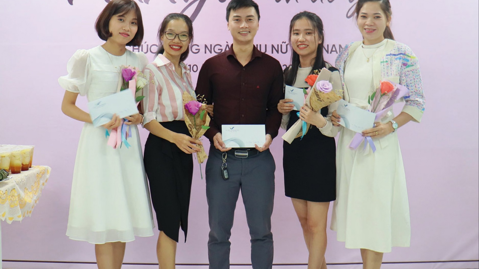 CHÚC MỪNG NGÀY PHỤ NỮ VIỆT NAM 20/10