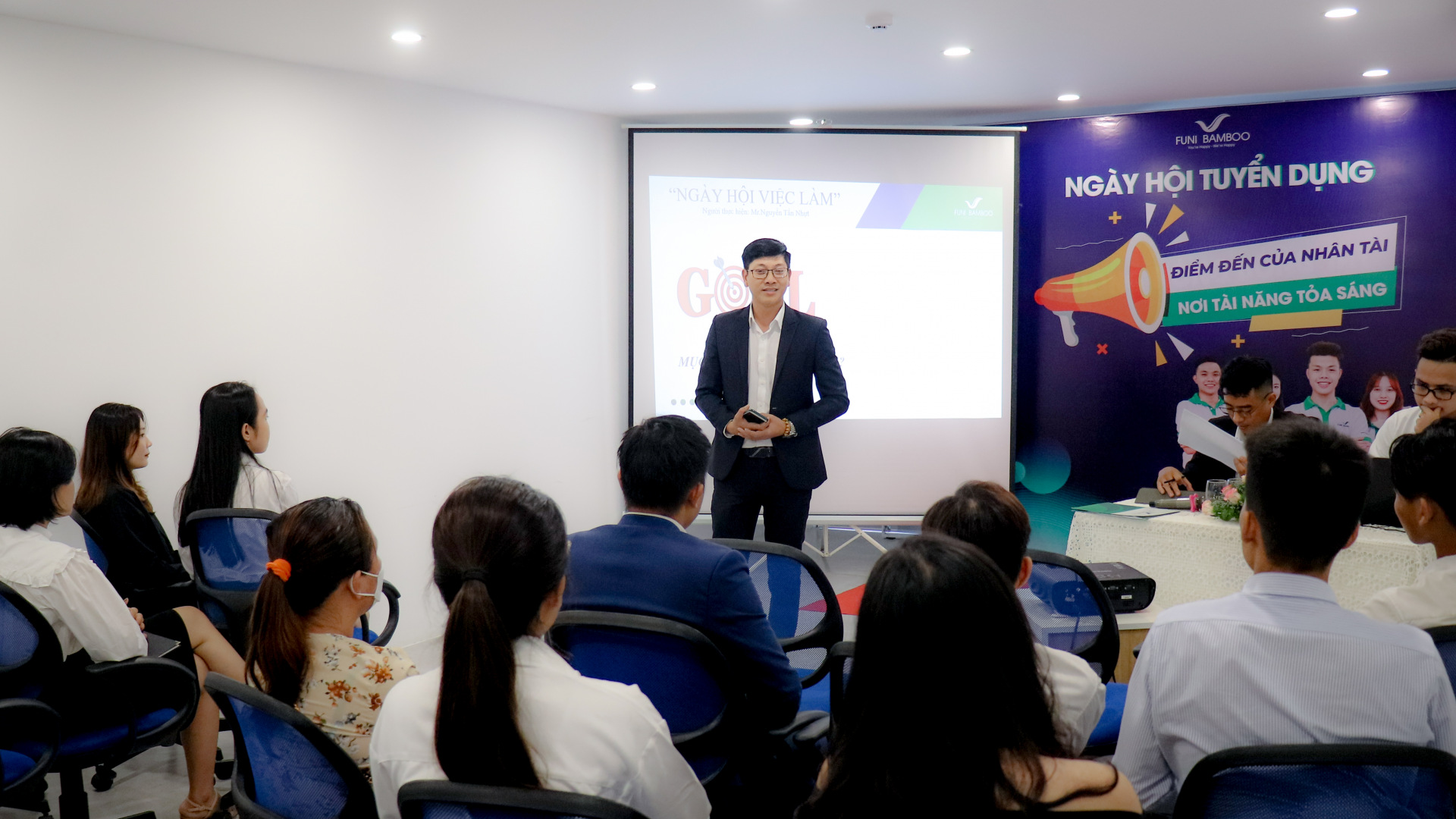FUNI BAMBOO TỔ CHỨC NGÀY HỘI TUYỂN DỤNG “ĐIỂM ĐẾN CỦA NHÂN TÀI – NƠI TÀI NĂNG TỎA SÁNG” 