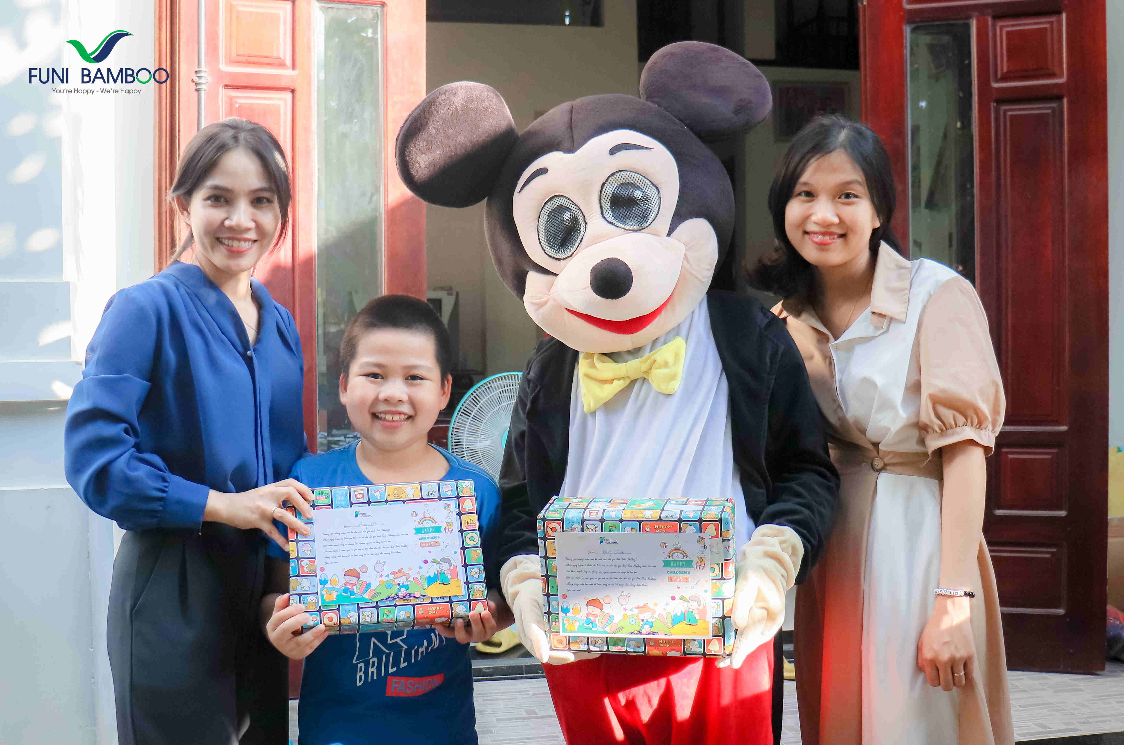 Hành trình đem yêu thương tới các Funi nhí!