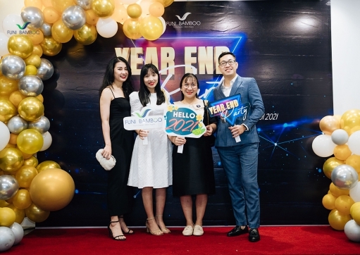 YEAR END PARTY FUNI BAMBOO 