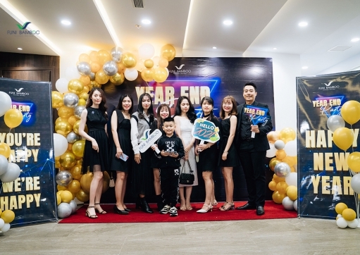 YEAR END PARTY FUNI BAMBOO 