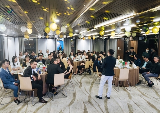 YEAR END PARTY FUNI BAMBOO 