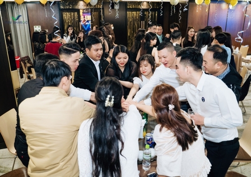 YEAR END PARTY FUNI BAMBOO 