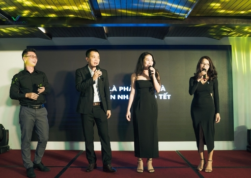 YEAR END PARTY FUNI BAMBOO 