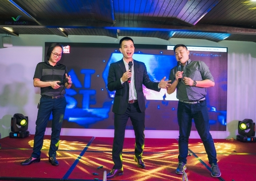 YEAR END PARTY FUNI BAMBOO 