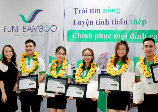 TRAO THƯỞNG CÁC CHIẾN BINH XUẤT SẮC DỰ ÁN PHỐ CHỢ KHÂM ĐỨC 