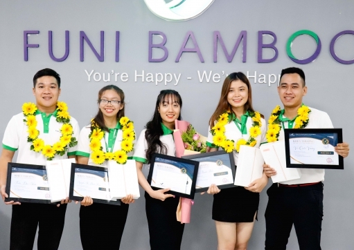 TRAO THƯỞNG CÁC CHIẾN BINH XUẤT SẮC DỰ ÁN PHỐ CHỢ KHÂM ĐỨC 