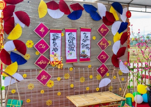 SỰ KIỆN : PHIÊN CHỢ NGÀY XUÂN MỪNG ĐÔ THỊ MỚI 