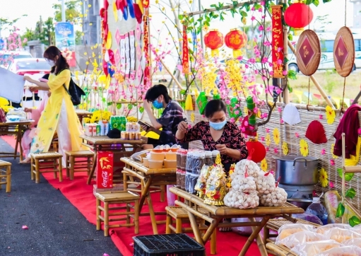 SỰ KIỆN : PHIÊN CHỢ NGÀY XUÂN MỪNG ĐÔ THỊ MỚI 