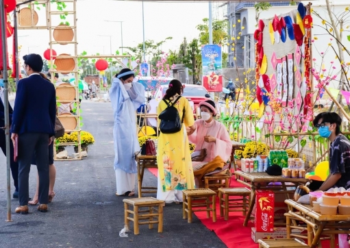 SỰ KIỆN : PHIÊN CHỢ NGÀY XUÂN MỪNG ĐÔ THỊ MỚI 