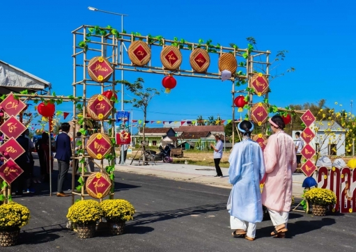 SỰ KIỆN : PHIÊN CHỢ NGÀY XUÂN MỪNG ĐÔ THỊ MỚI 