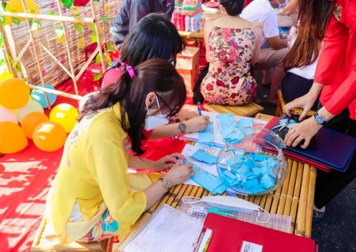 SỰ KIỆN : PHIÊN CHỢ NGÀY XUÂN MỪNG ĐÔ THỊ MỚI 