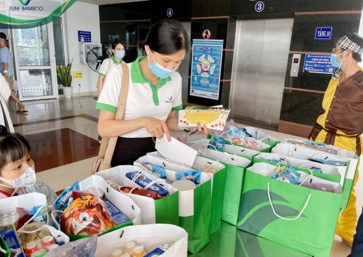 ĐEM YÊU THƯƠNG GỬI ĐẾN CÁC BÉ TẠI BỆNH VIỆN UNG BƯỚU ĐÀ NẴNG 